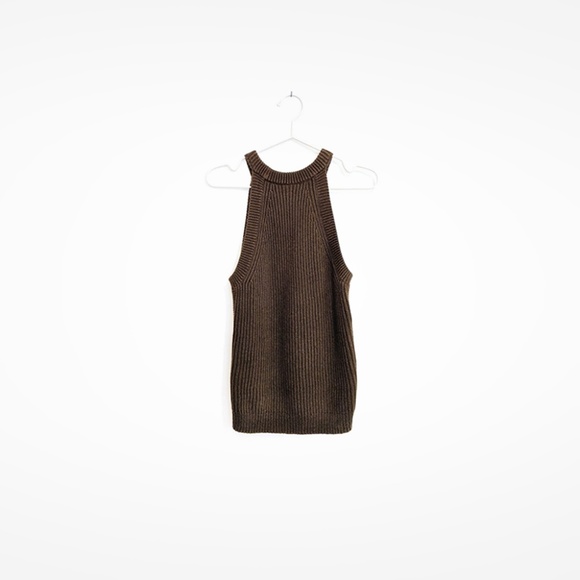 Madewell Valley Sweater Tank in Olive - Picture 4 of 5